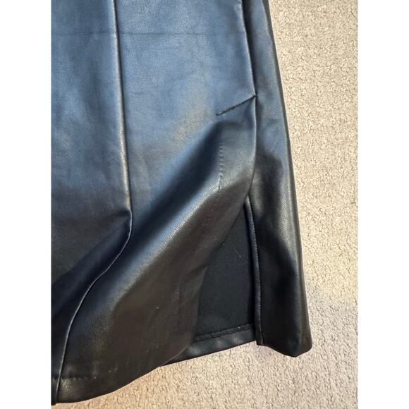 Abercrombie & Fitch Tall Black Vegan Leather High Rise Flare Side Slit Pants ML - Picture 8 of 9